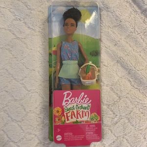 Barbie sweet Orchard Farm Doll